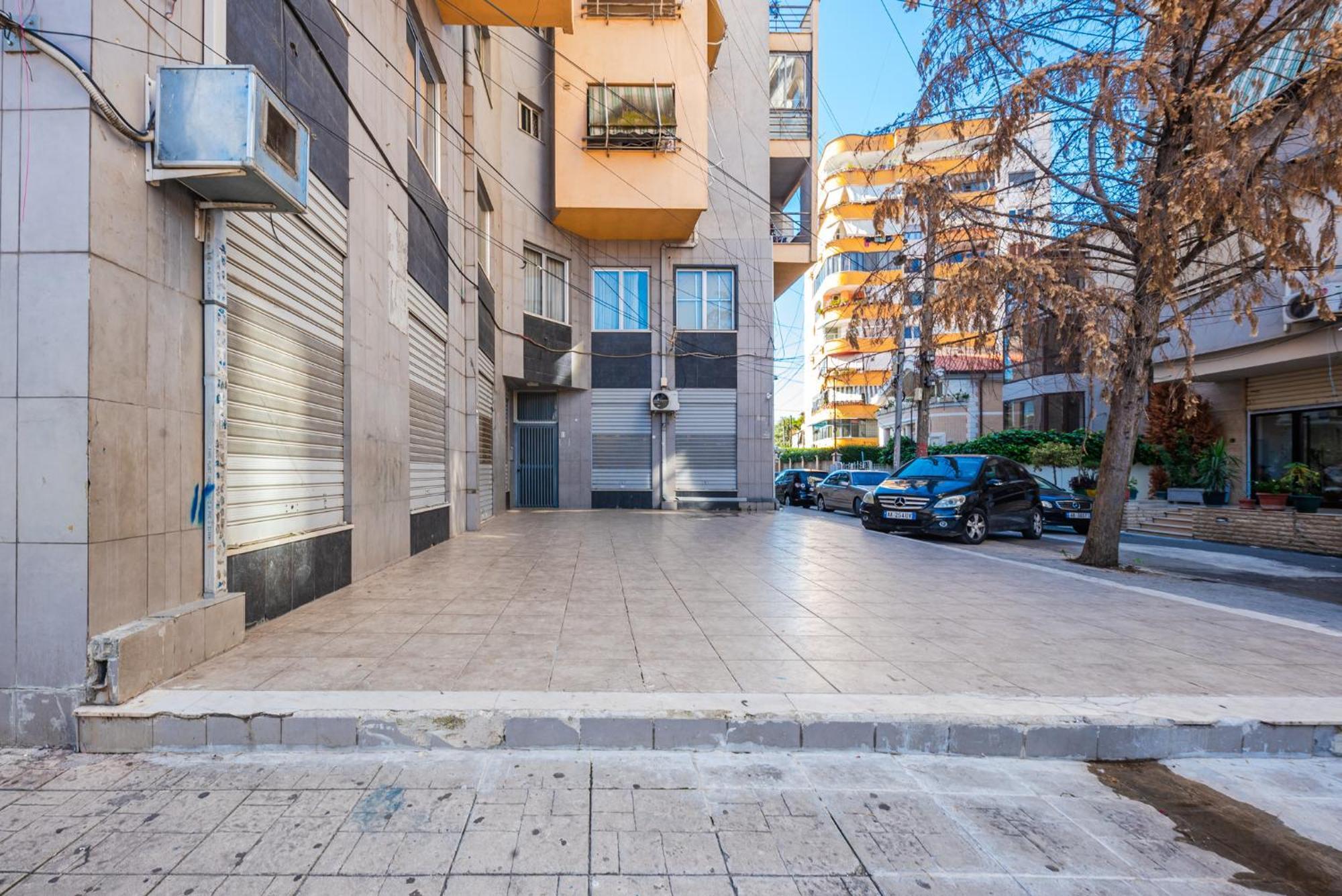 Sisi'S Apartments-Tirana City Center Buitenkant foto